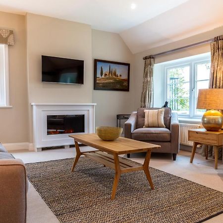 Cowdray Lodge Midhurst Buitenkant foto