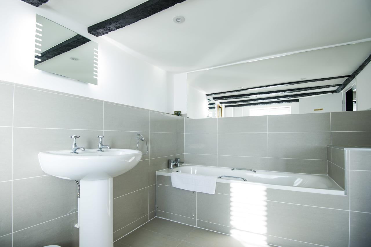 Cowdray Lodge Midhurst Buitenkant foto