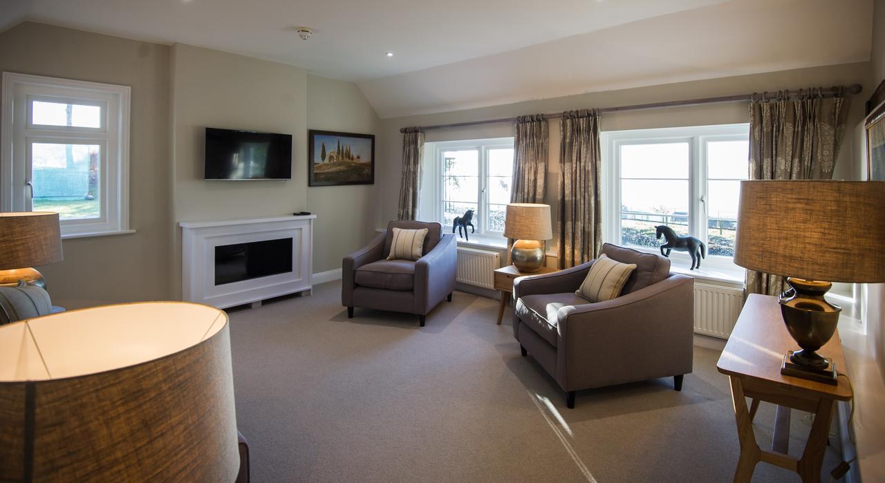 Cowdray Lodge Midhurst Buitenkant foto