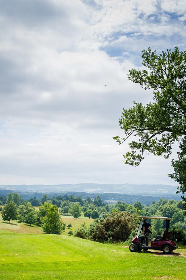 Cowdray Lodge Midhurst Buitenkant foto