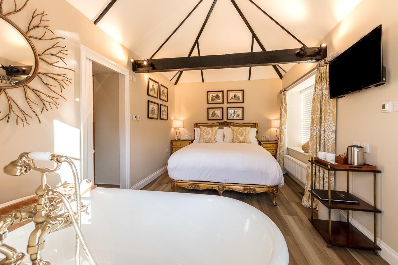 Cowdray Lodge Midhurst Buitenkant foto