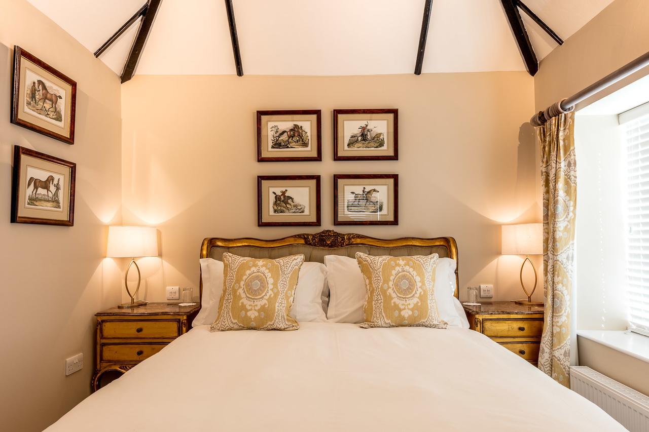 Cowdray Lodge Midhurst Buitenkant foto